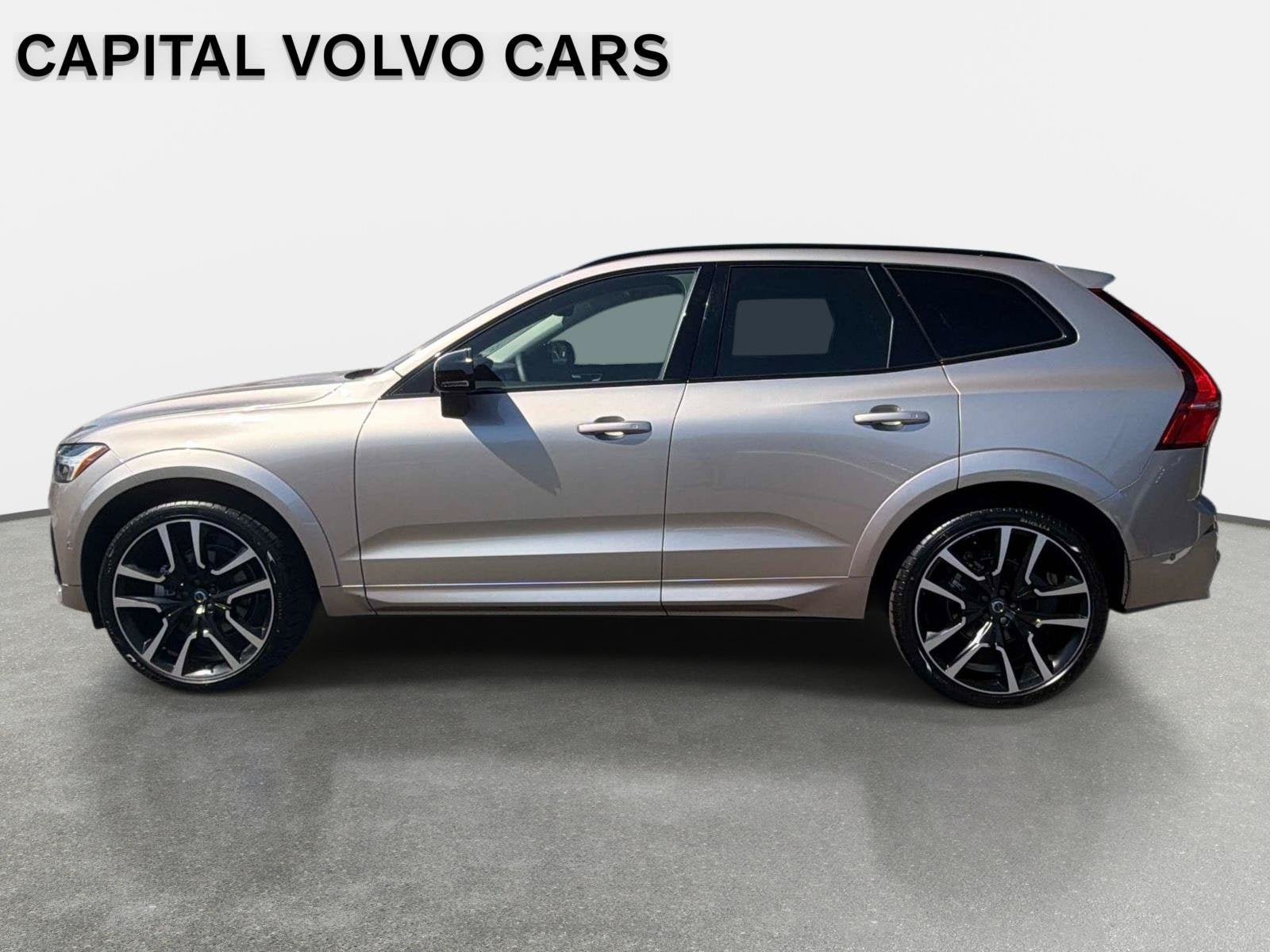 Certified 2024 Volvo XC60 B5 Ultimate w/ Protection Package Premier AWD/4WD image 8