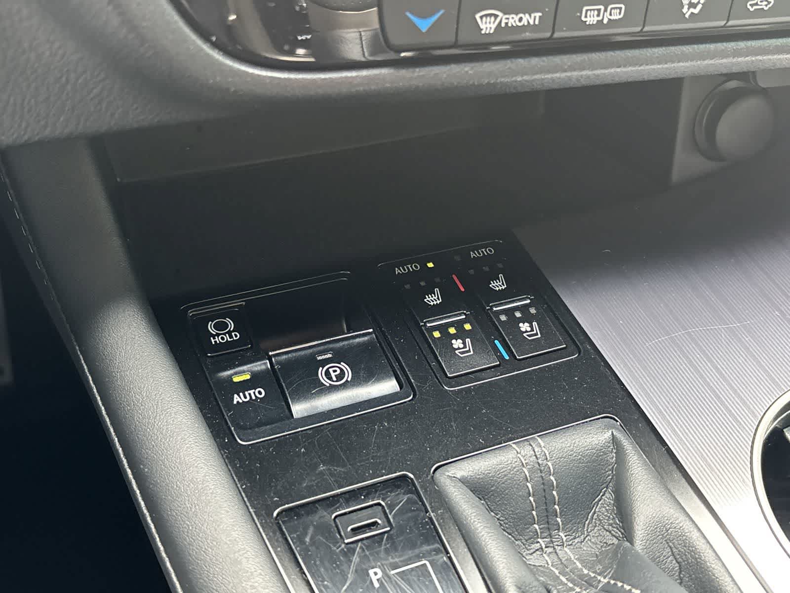Used 2017 Lexus RX 350 F Sport w/ Cold Weather Package AWD/4WD image 20