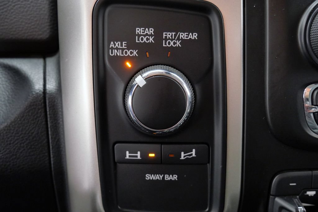 Used 2016 RAM 2500 Power Wagon w/ Luxury Group AWD/4WD image 27
