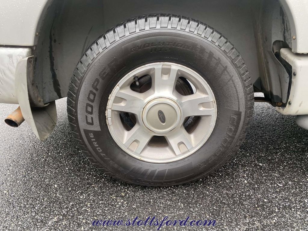 Used 2003 Ford Explorer Sport Trac XLS RWD image 9
