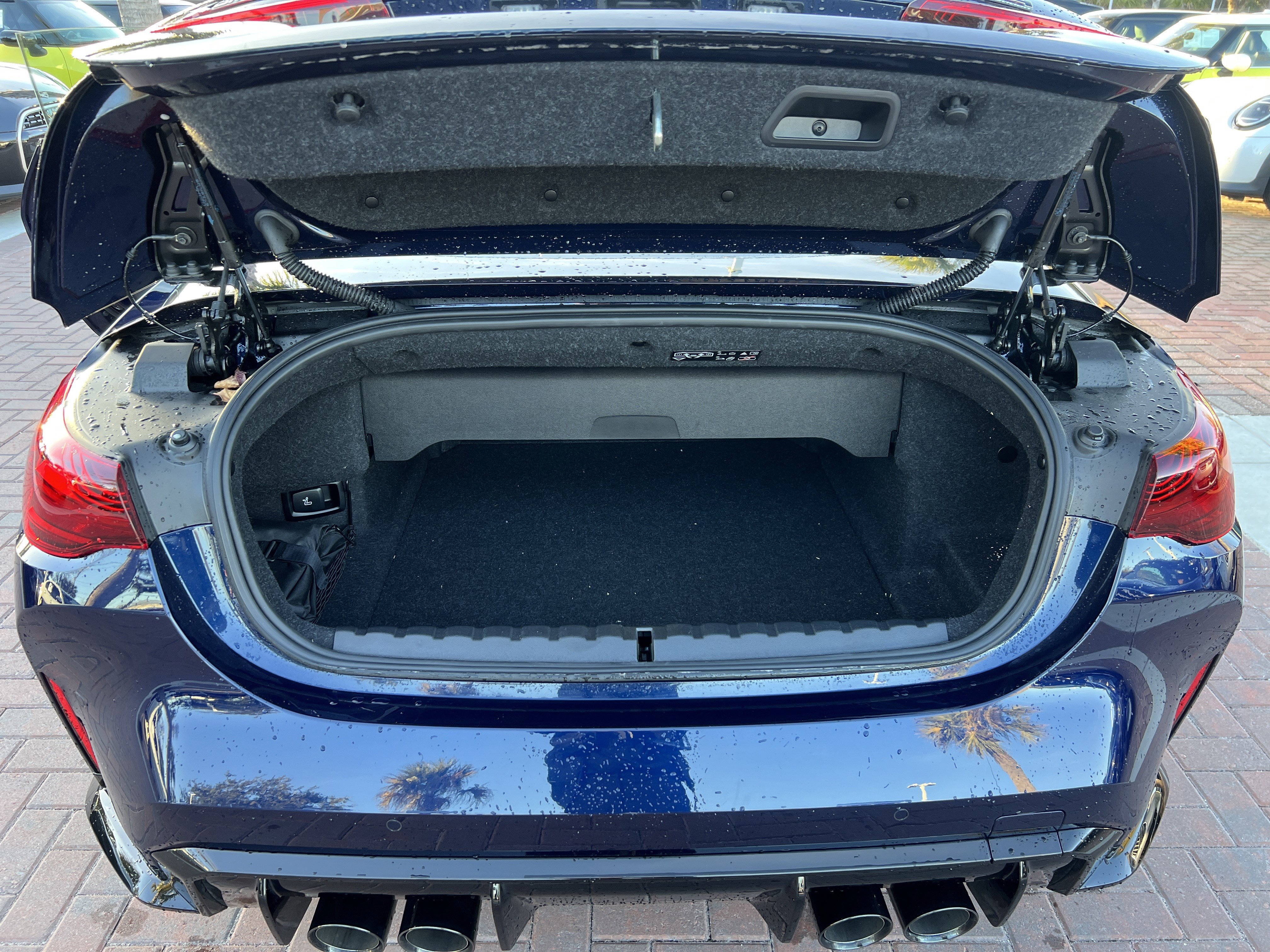 Used 2025 BMW M4 xDrive Competition w/ Executive Package image 32