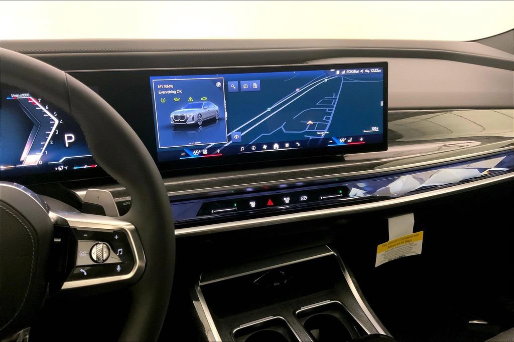 New 2025 BMW 740i xDrive 740i xDrive image 5