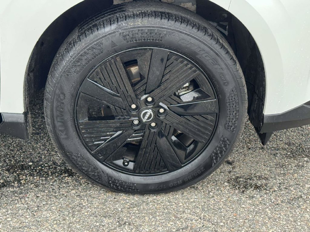 Certified 2025 Nissan Murano SV AWD/4WD image 9