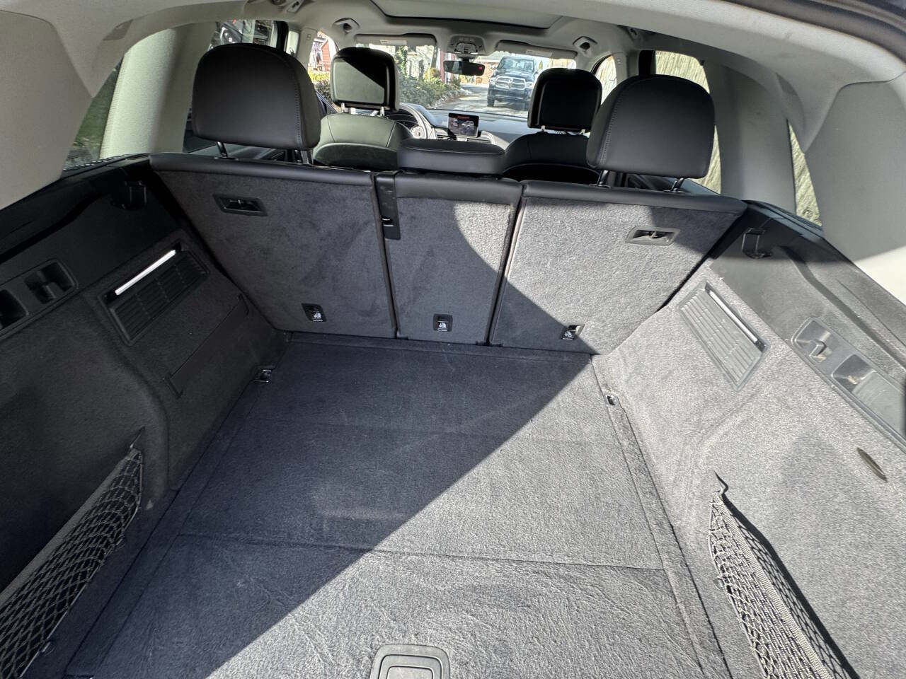 Used 2020 Audi Q5 2.0T Premium w/ Convenience Package image 39