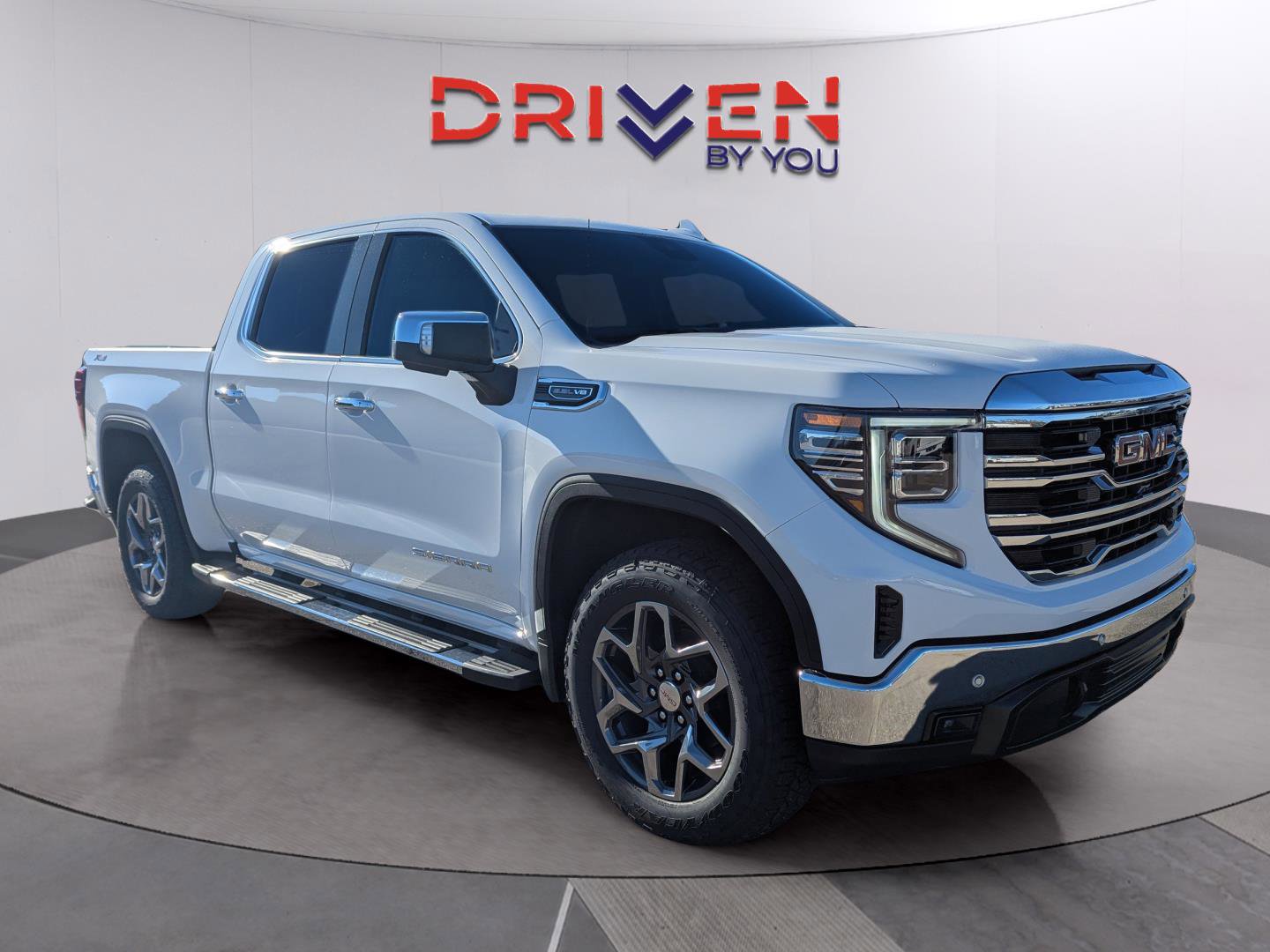 New 2026 GMC Sierra 1500 SLT w/ SLT Premium Plus Package image 8