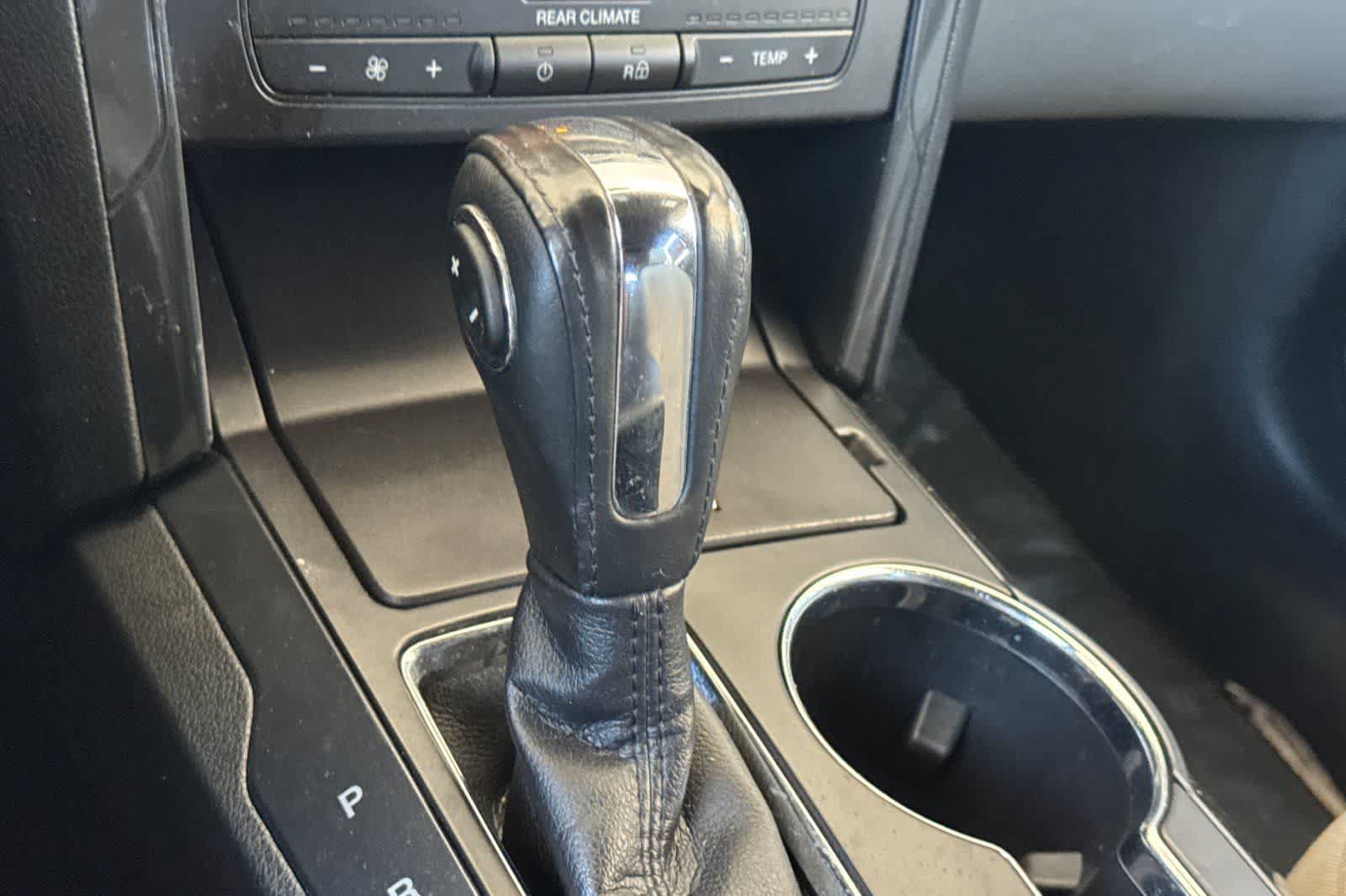 Used 2018 Ford Explorer XLT FWD image 19