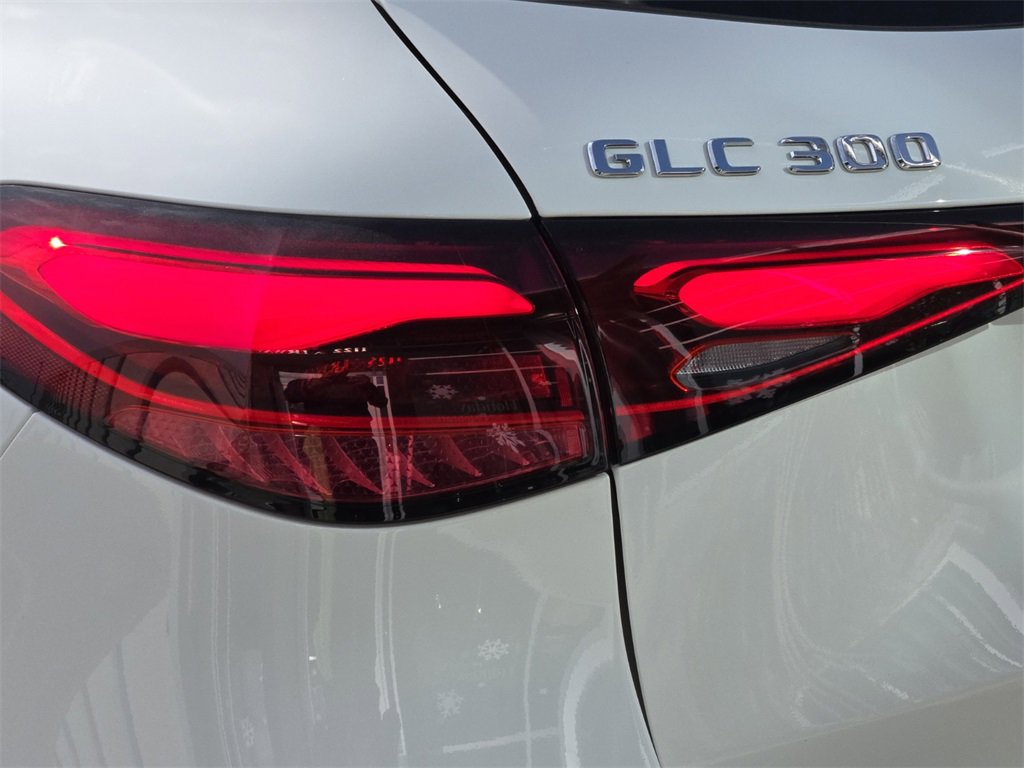 New 2026 Mercedes-Benz GLC 300 4MATIC image 10