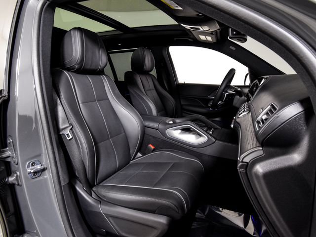 Certified 2025 Mercedes-Benz GLS 580 4MATIC image 37