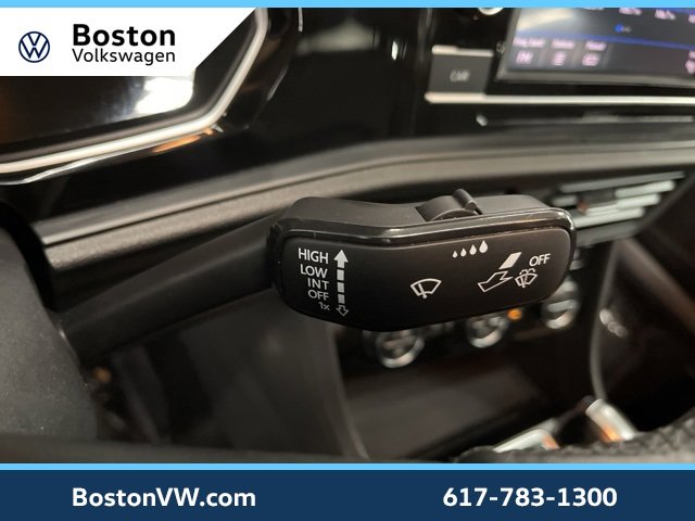 Used 2019 Volkswagen Jetta SE image 16