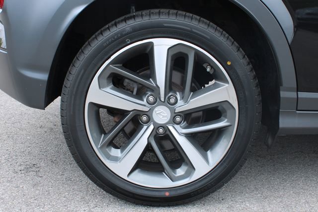 Used 2020 Hyundai Kona Limited AWD/4WD image 35