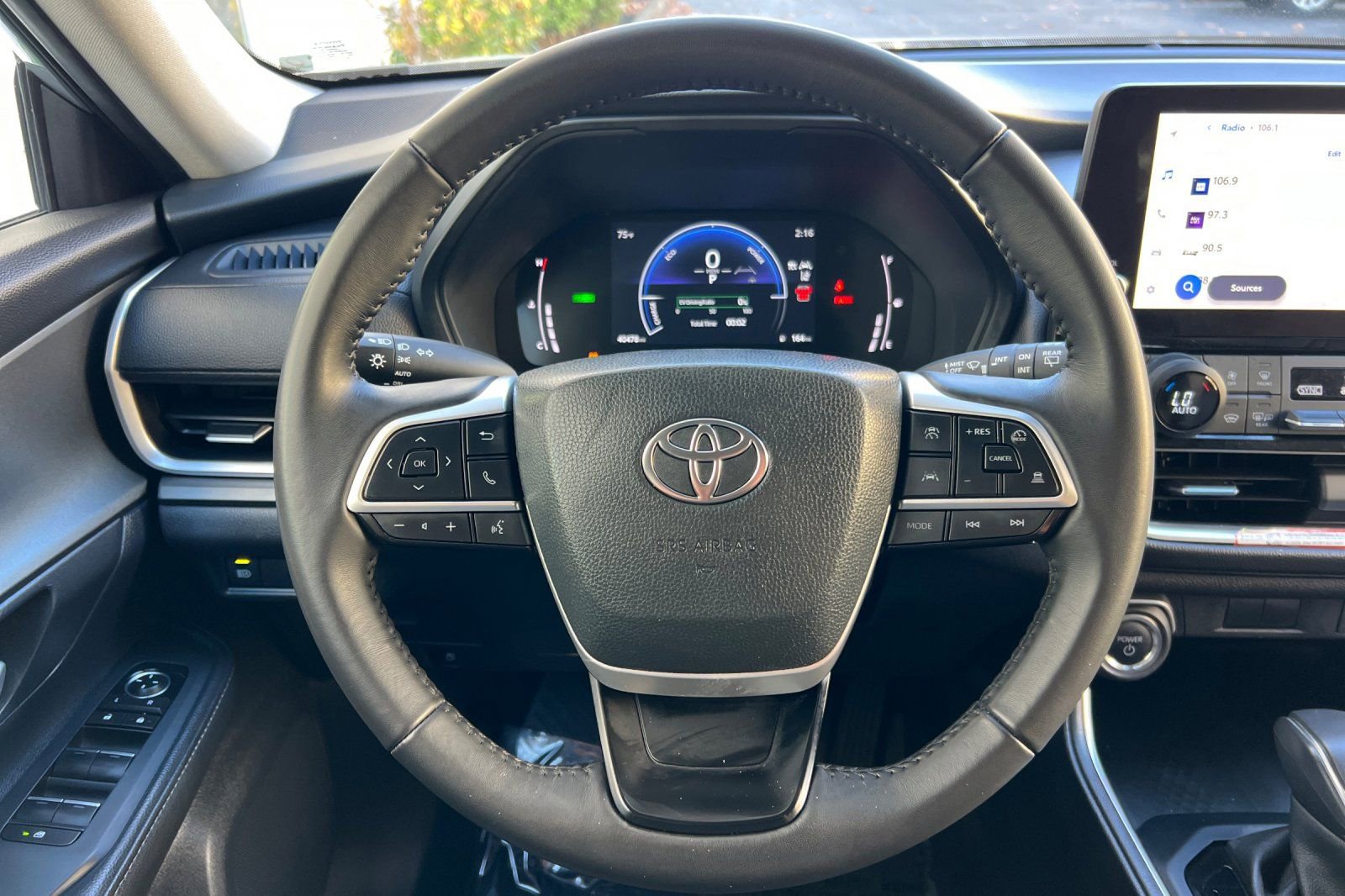 Certified 2025 Toyota Grand Highlander AWD Hybrid image 24