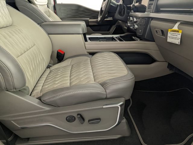 Used 2025 Ford F350 Platinum w/ Platinum Plus Package AWD/4WD image 33