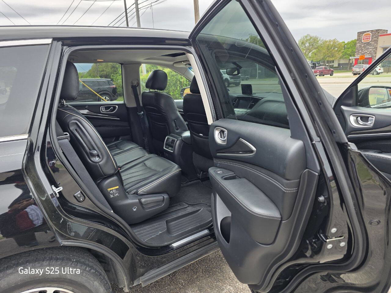 Used 2017 INFINITI QX60 FWD image 24