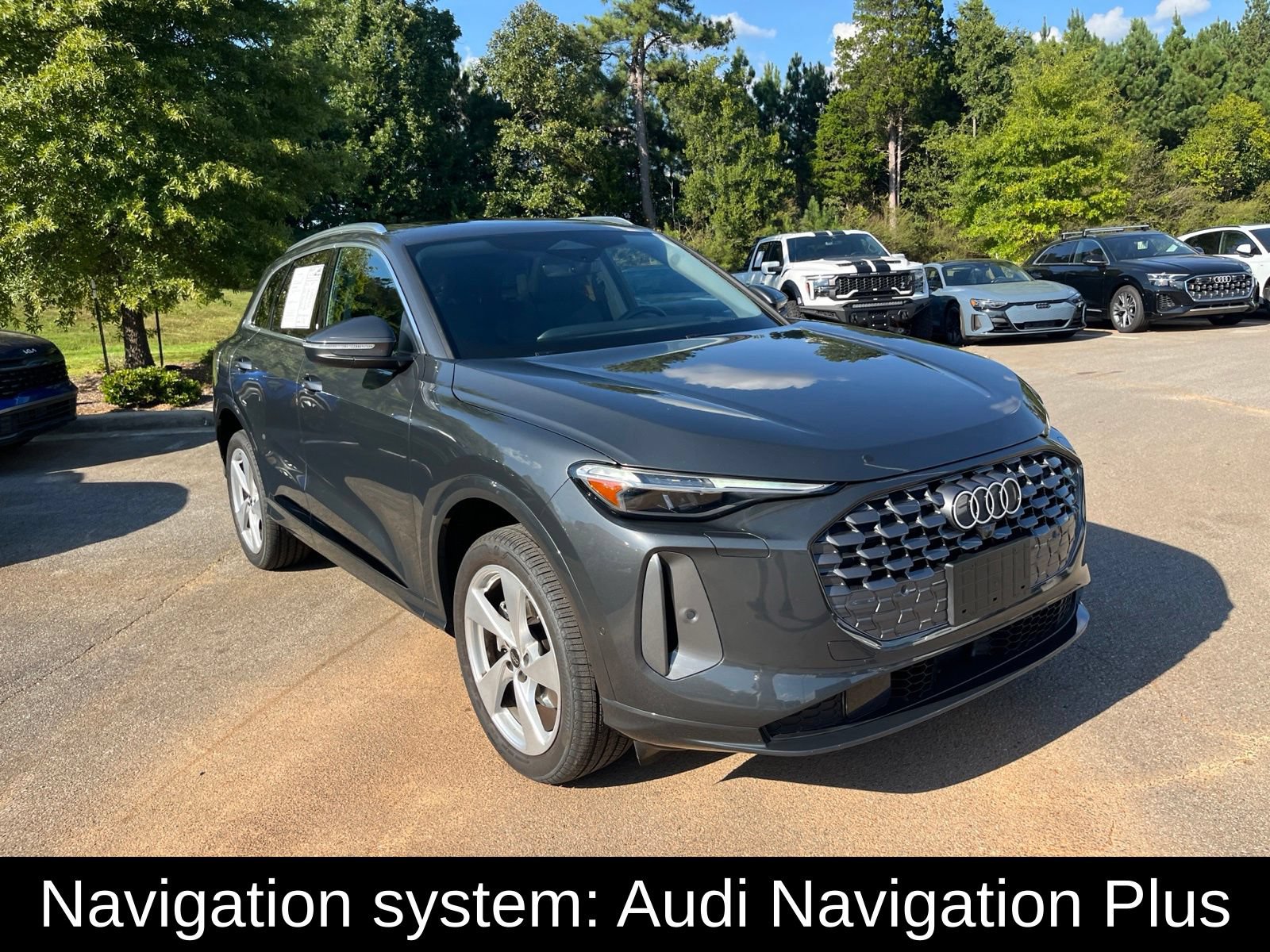 Used 2025 Audi Q5 Premium Plus AWD/4WD image 3