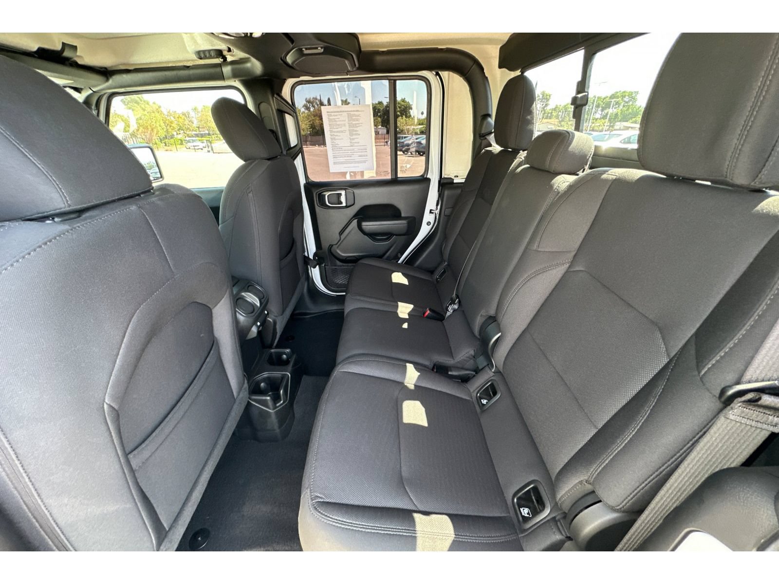 Used 2022 Jeep Gladiator Sport AWD/4WD image 14