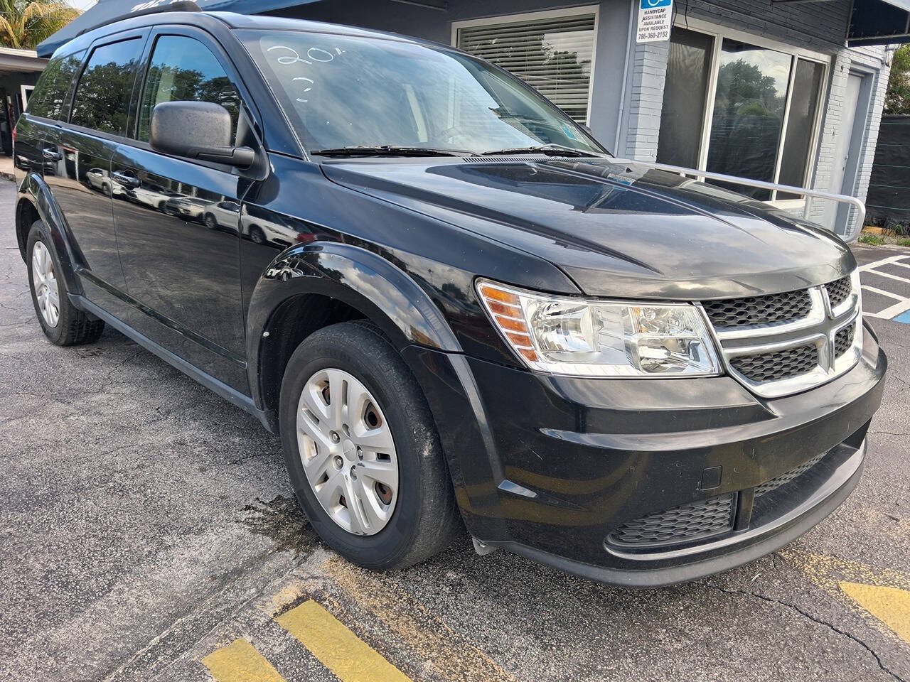 Used 2018 Dodge Journey SE FWD image 5