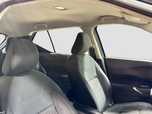 Used 2021 Nissan Kicks SV image 27