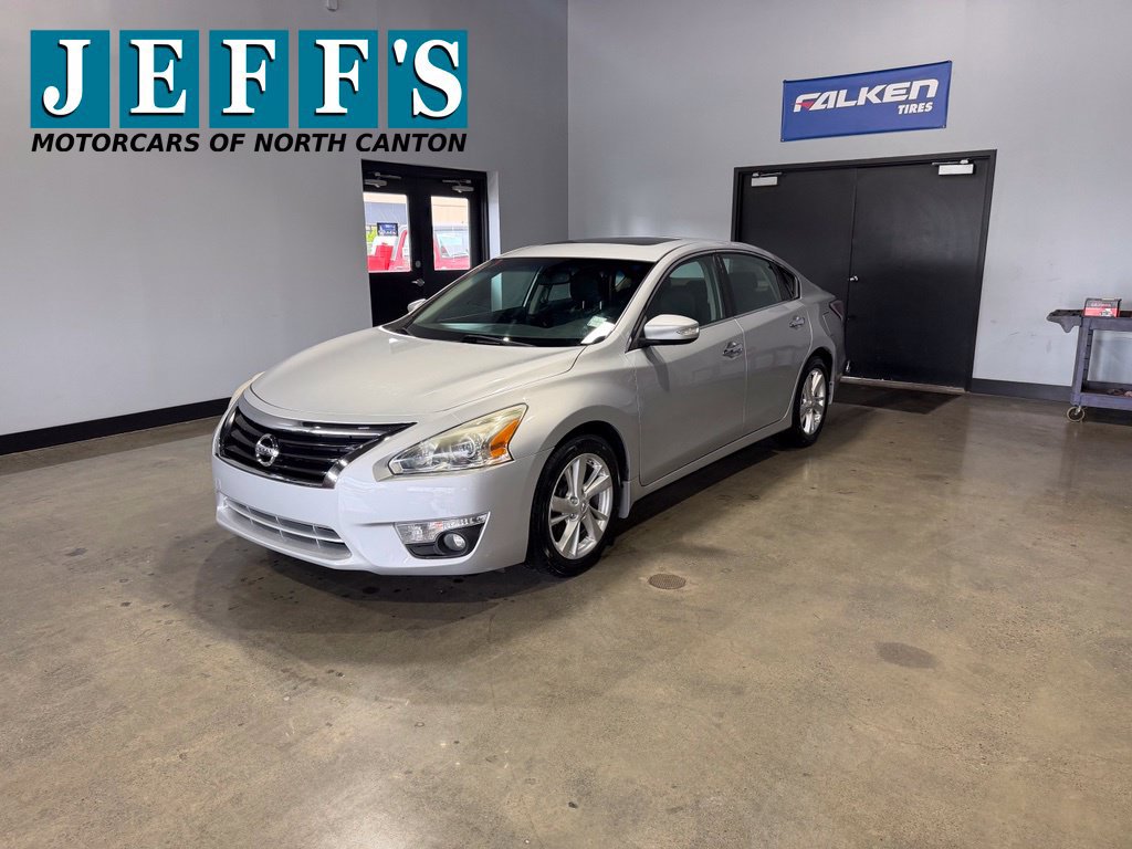 Used 2014 Nissan Altima 2.5 SL w/ Technology Package FWD image 1