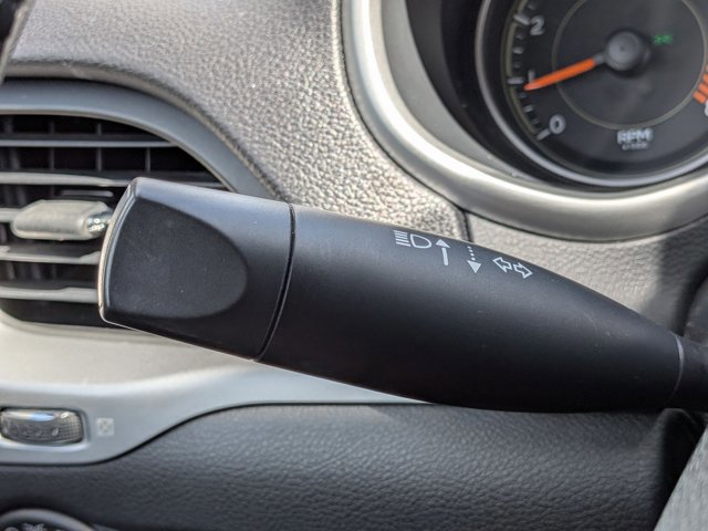 Used 2015 Jeep Cherokee Trailhawk w/ Comfort/Convenience Group image 10