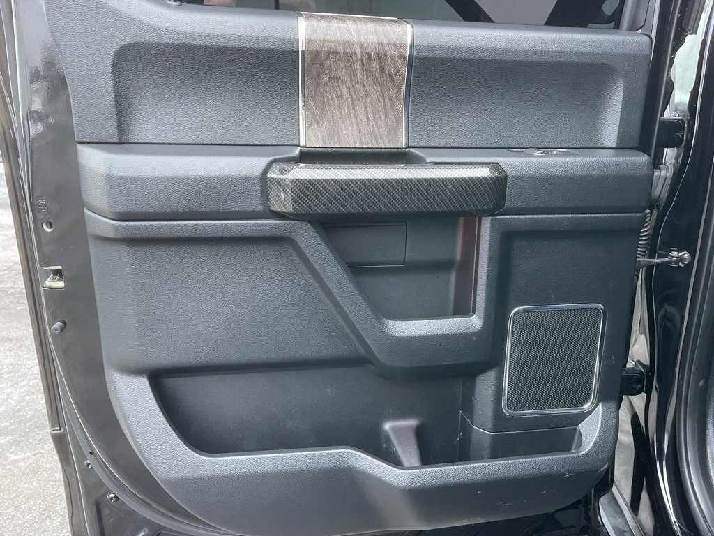 Used 2017 Ford F350 Lariat w/ Lariat Ultimate Package image 29