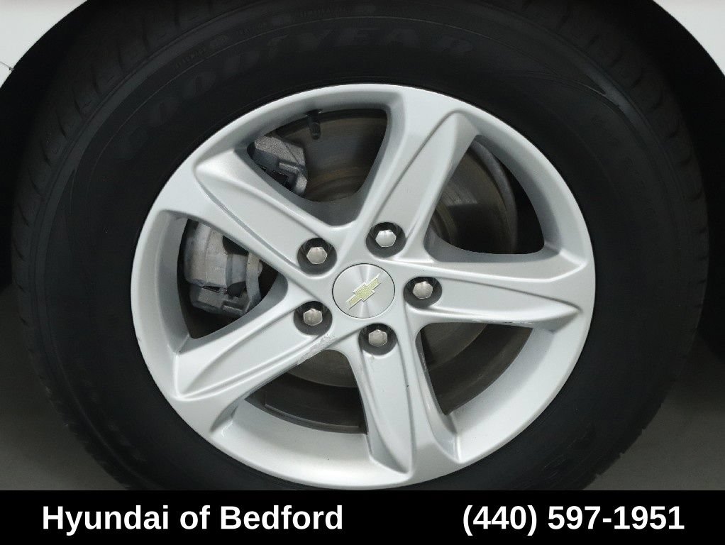 Used 2020 Chevrolet Malibu LS FWD image 36