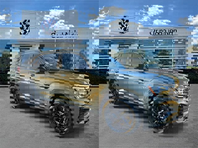 New 2026 Volkswagen Atlas Cross Sport SEL R-Line video 1