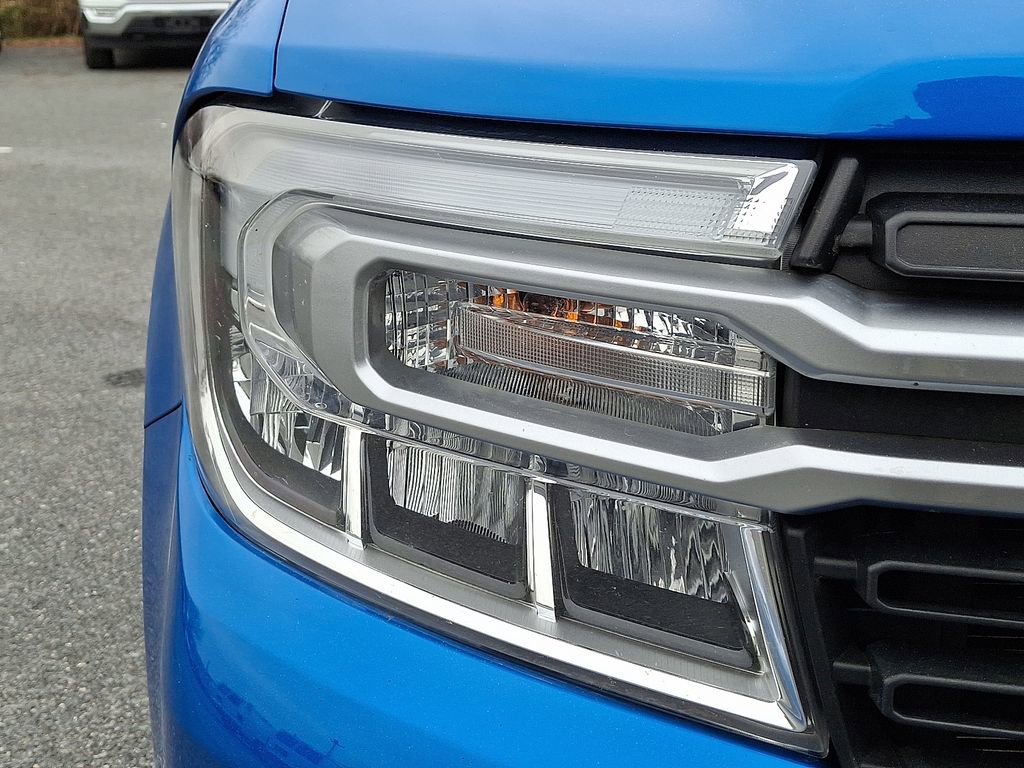 Certified 2022 Ford Maverick Lariat image 9