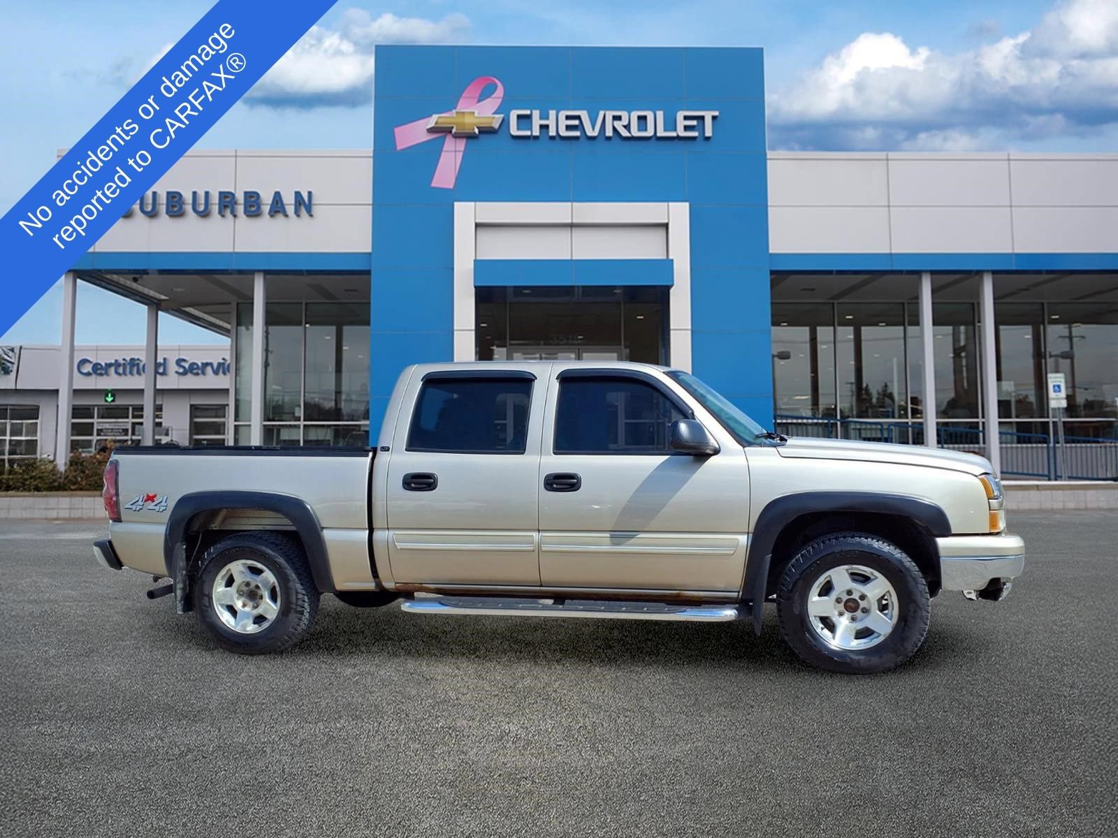 Used 2006 Chevrolet Silverado 1500 LT w/ Onstar Plus Package AWD/4WD image 4