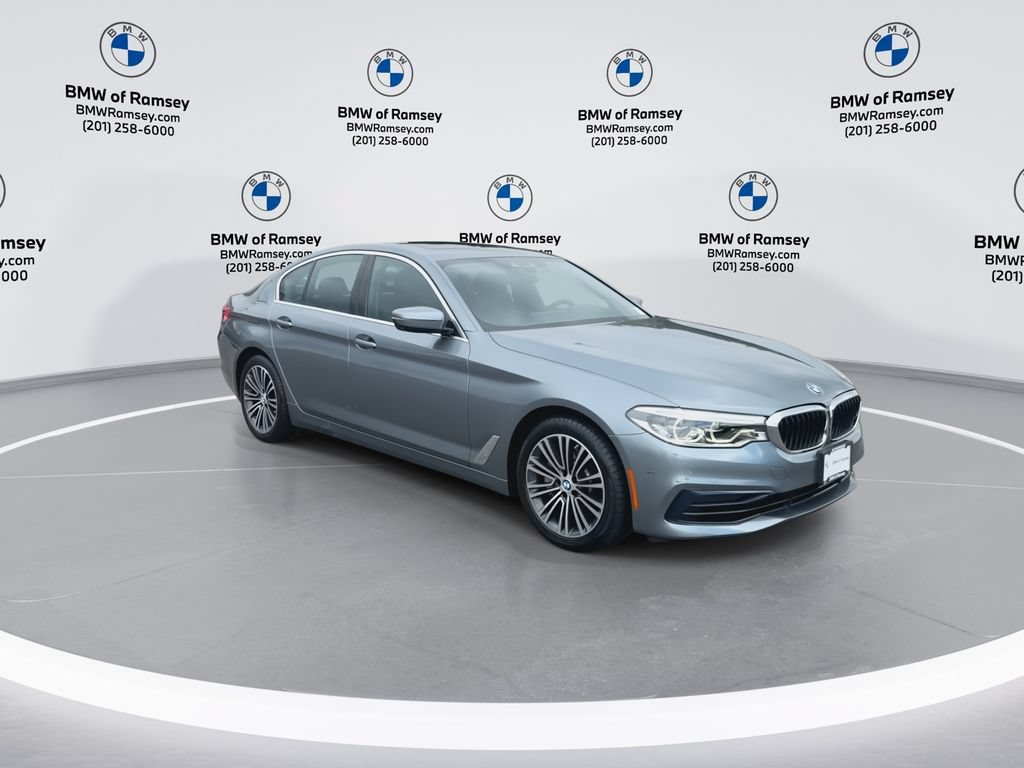 Used 2019 BMW 540i xDrive w/ Premium Package AWD/4WD video 2