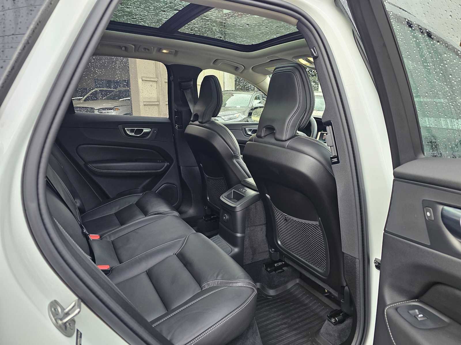 Used 2025 Volvo XC60 T8 Ultra w/ Protection Package Premier image 12