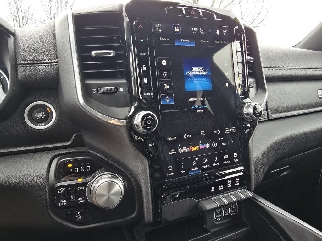 Used 2023 RAM 1500 Laramie AWD/4WD image 25