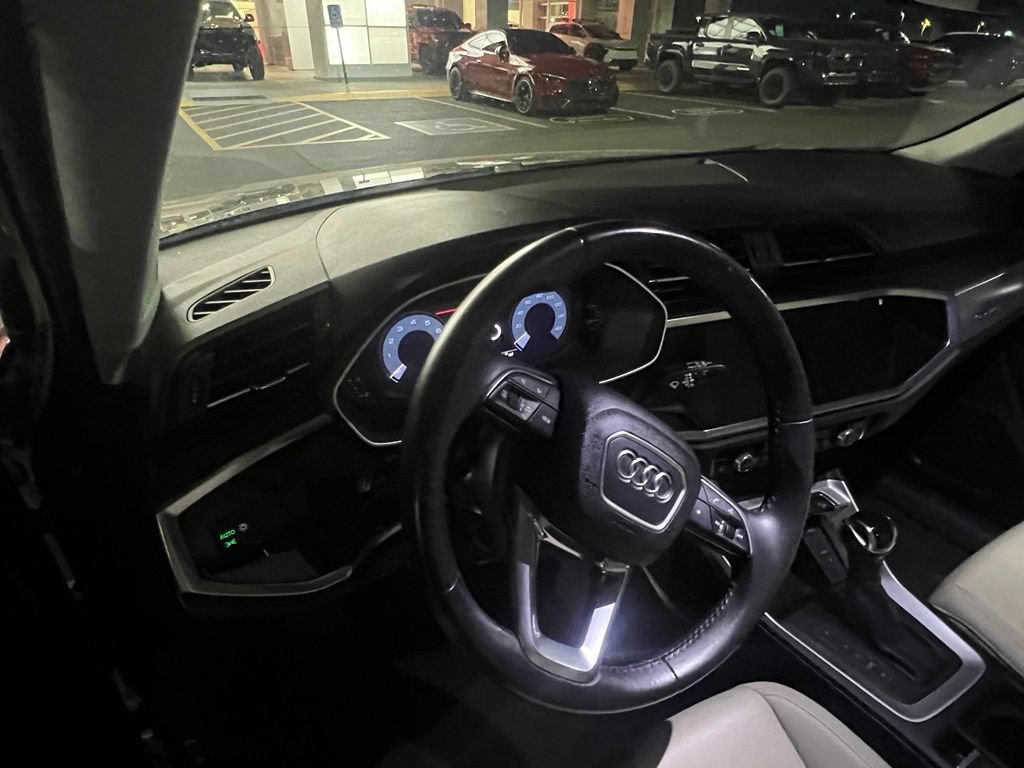 Used 2020 Audi Q3 2.0T Premium AWD/4WD image 8