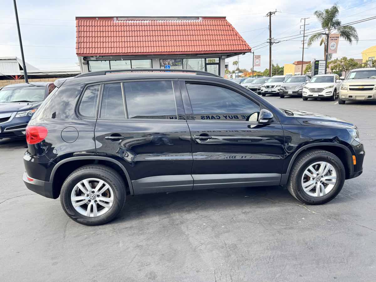 Used 2017 Volkswagen Tiguan S AWD/4WD image 7
