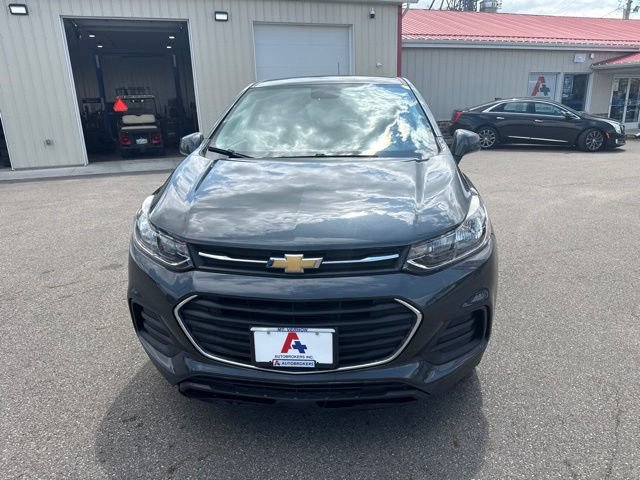 Used 2019 Chevrolet Trax LS w/ Tint and Cruise Package AWD/4WD image 8