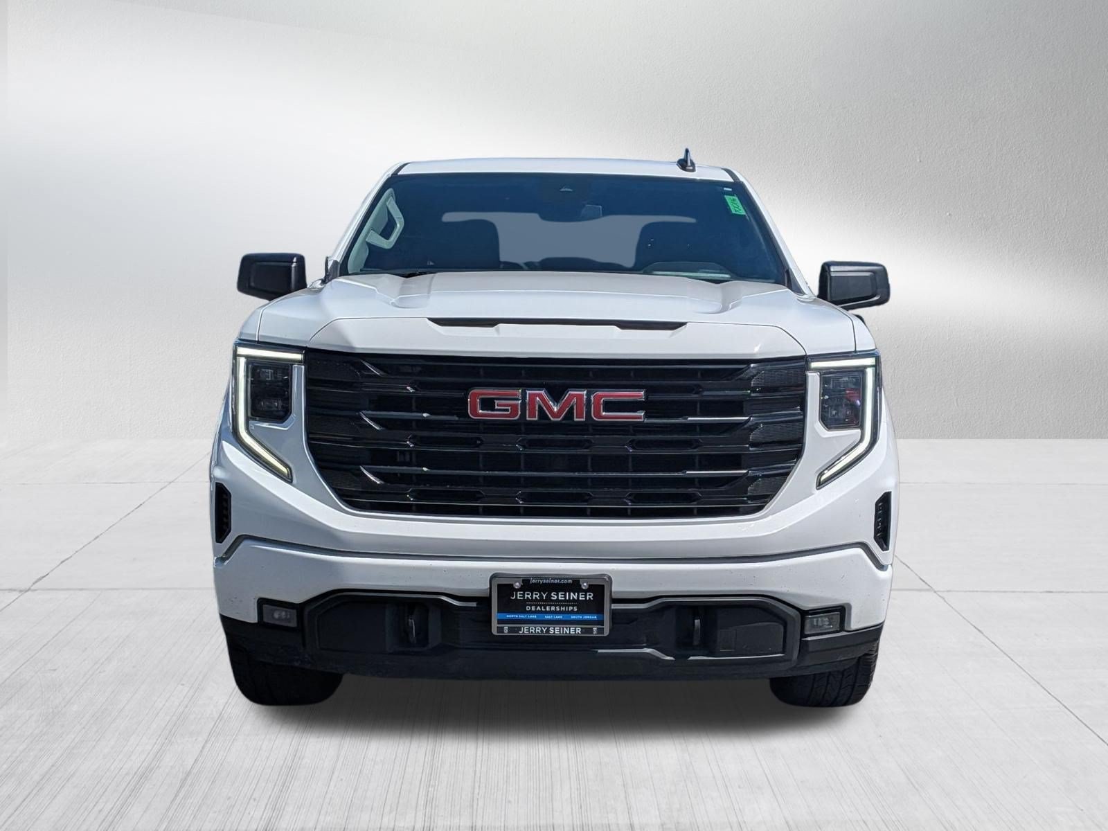 Certified 2023 GMC Sierra 1500 Elevation w/ X31 Off-Road Package AWD/4WD image 9