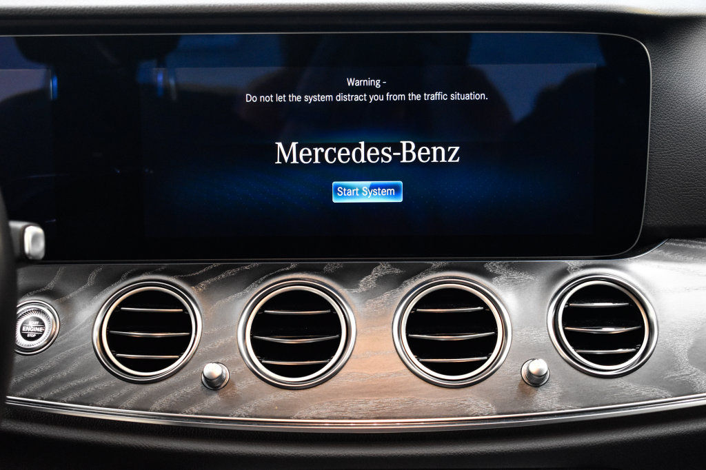 Certified 2021 Mercedes-Benz E 350 4MATIC Sedan image 26