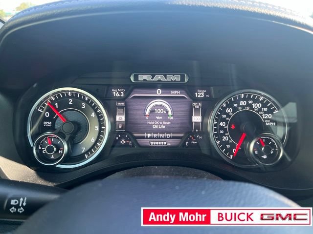 Used 2022 RAM 1500 Laramie AWD/4WD image 28