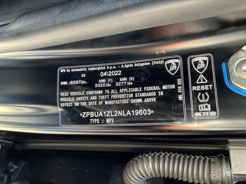 Used 2022 Lamborghini Urus AWD/4WD image 18