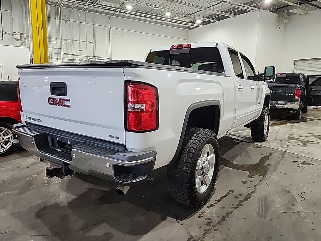 Used 2016 GMC Sierra 2500 SLE w/ SLE Preferred Package AWD/4WD image 2