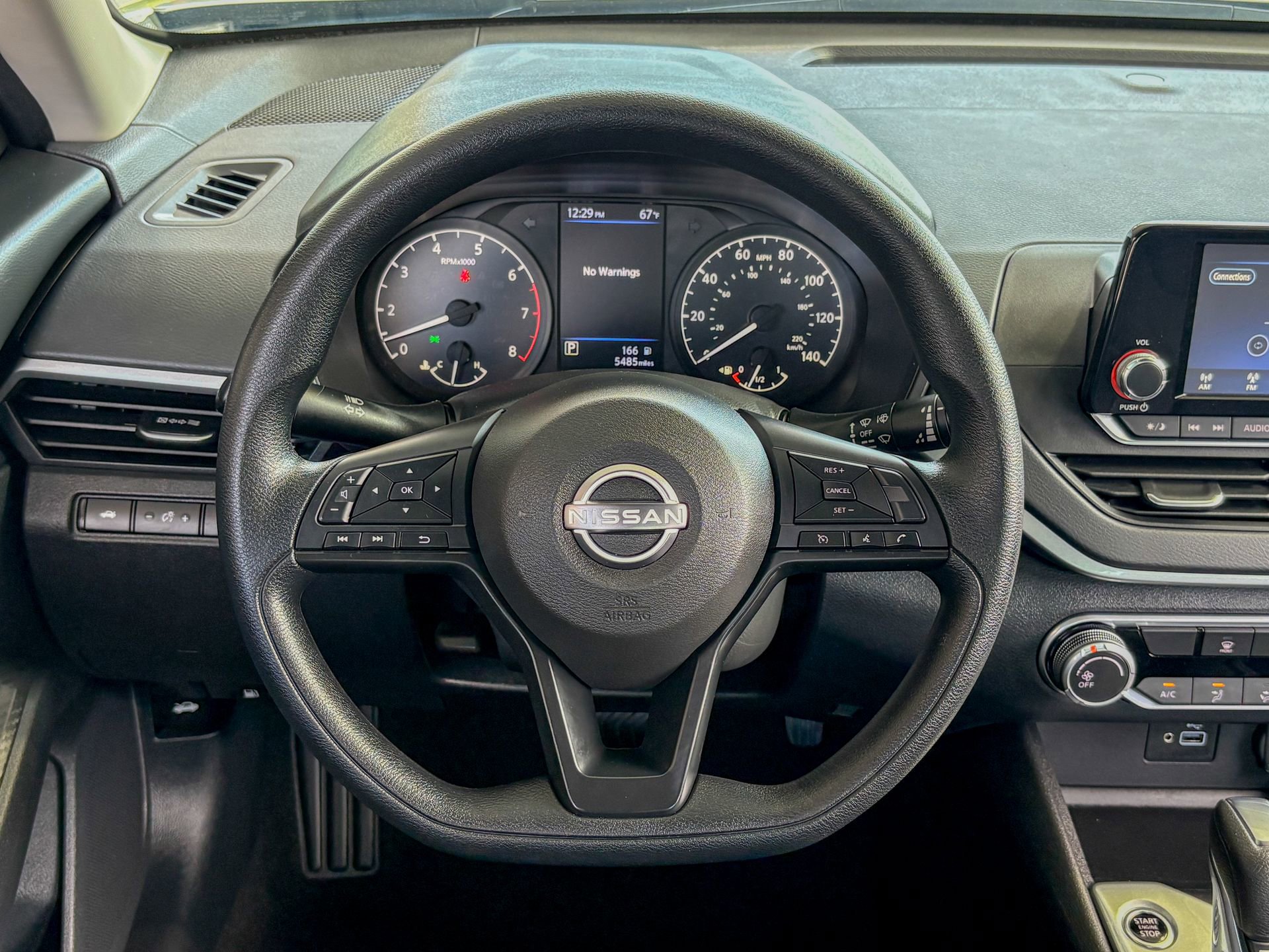 Used 2024 Nissan Altima 2.5 S FWD image 28