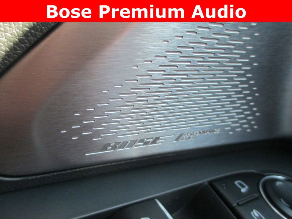 Used 2026 GMC Acadia Denali Ultimate image 18