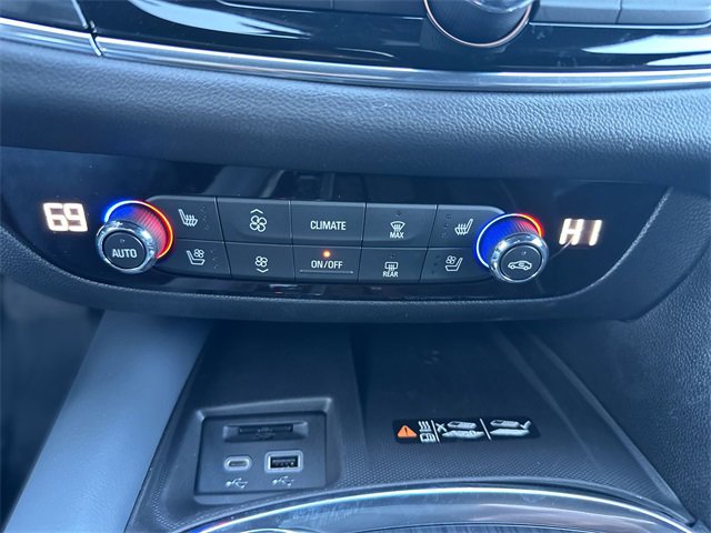 Used 2023 Buick Enclave Premium w/ Experience Buick Package image 20