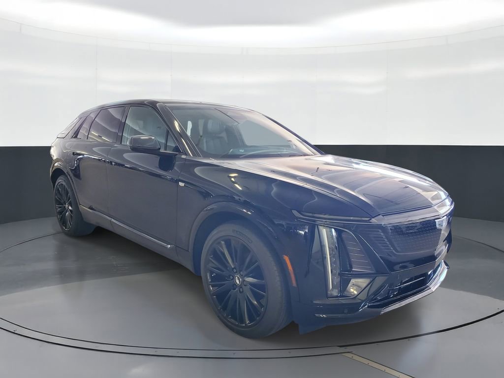 New 2026 Cadillac Lyriq Sport w/ LPO, ONYX Package RWD image 2