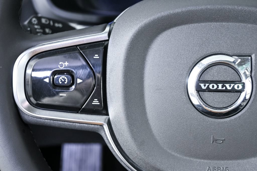 Certified 2024 Volvo V60 B5 Cross Country Ultimate image 12