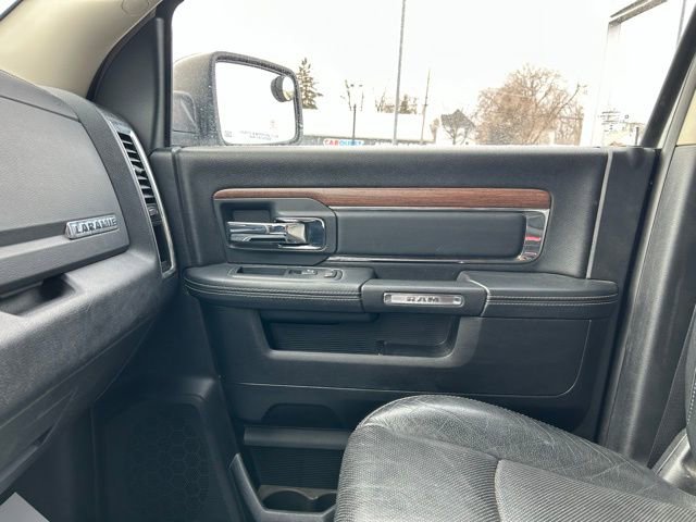 Used 2015 RAM 1500 Laramie w/ Convenience Group image 39