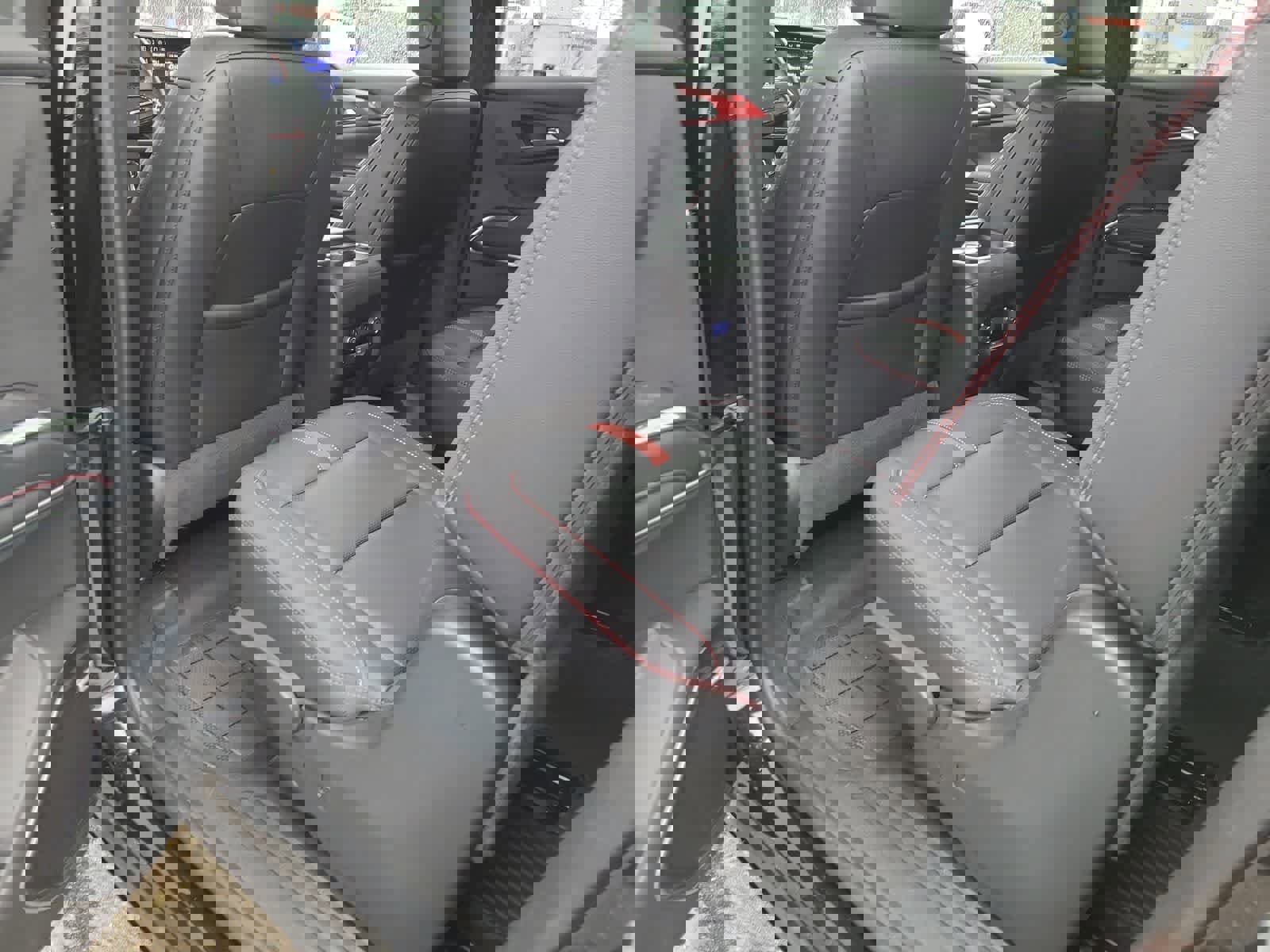 Used 2025 Chevrolet Traverse RS w/ LPO, Floor Liner Package image 20