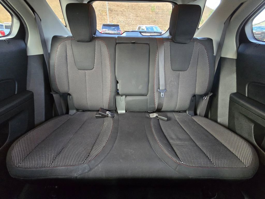 Used 2017 Chevrolet Equinox LT w/ Convenience Package image 44