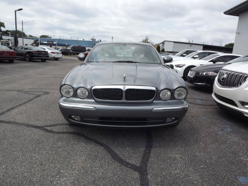 Used 2004 Jaguar XJ8 RWD image 8