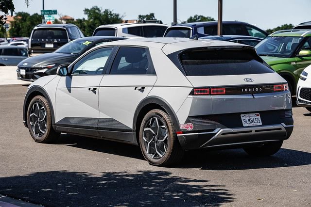 Used 2024 Hyundai Ioniq 5 SEL image 2