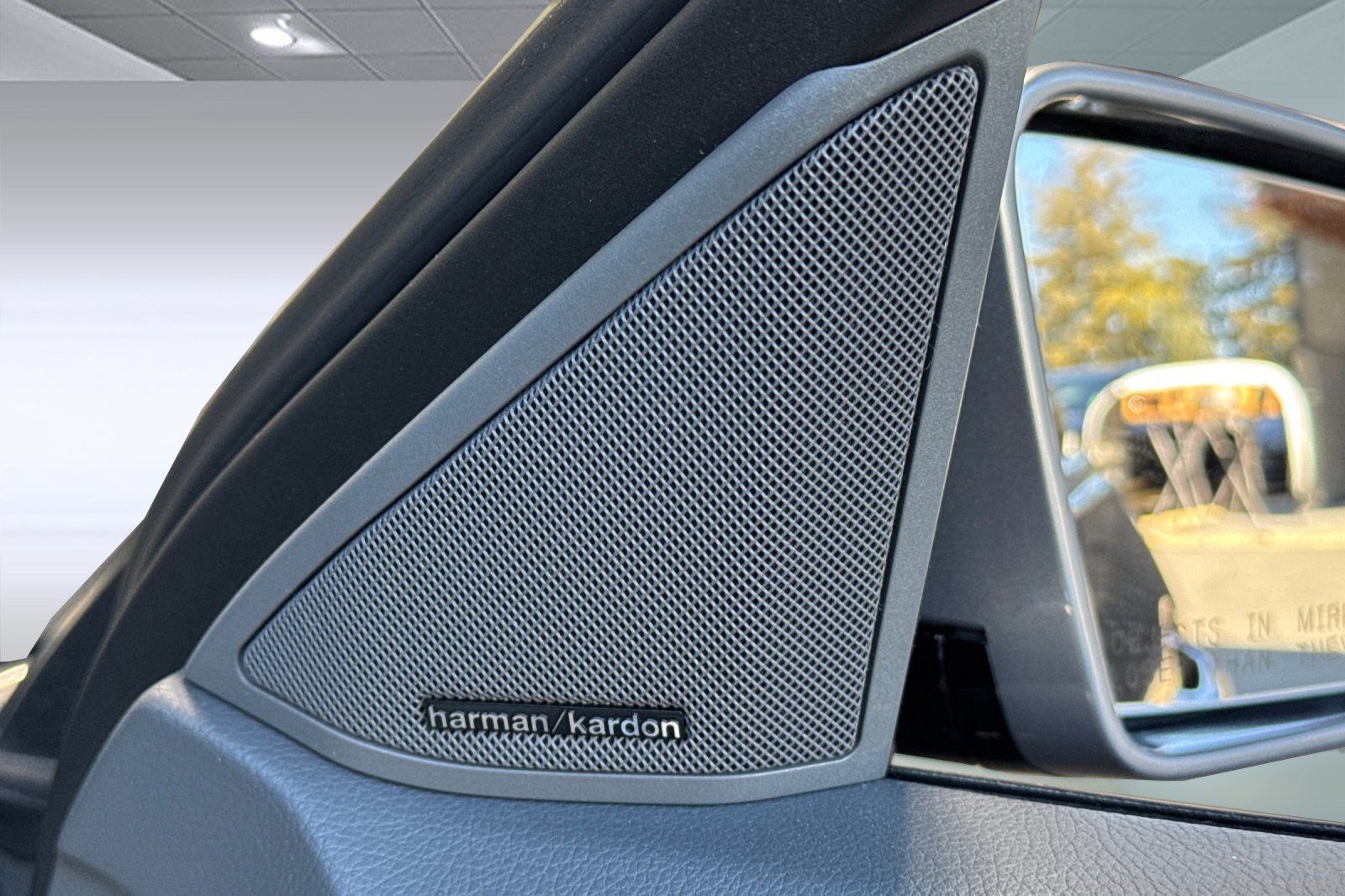 Used 2014 Mercedes-Benz E 350 Sedan image 31